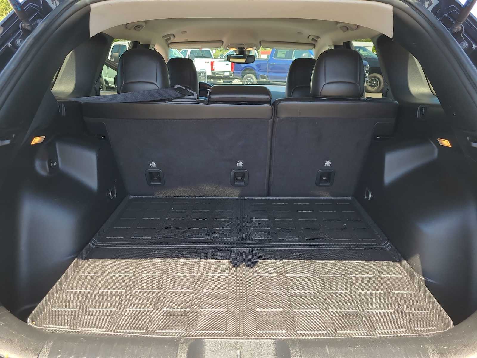 Thumbnail: 2020 Jeep Cherokee - 27