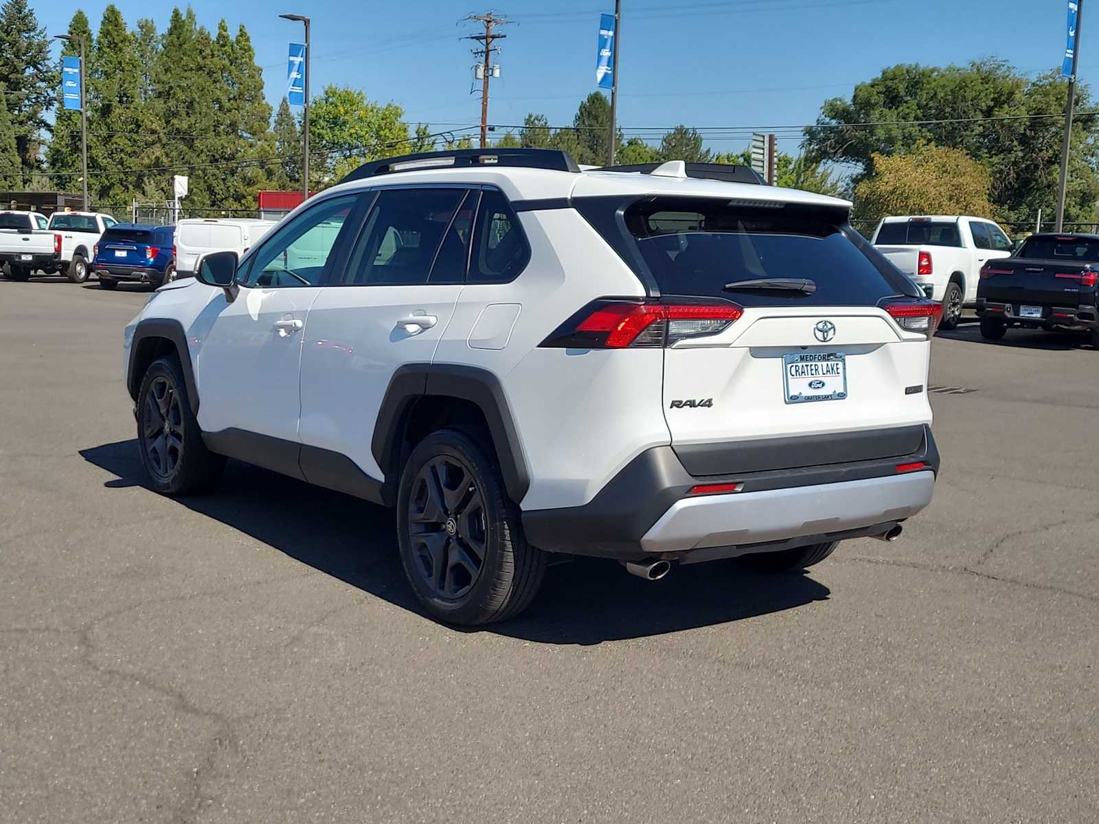 Thumbnail: 2024 Toyota RAV4 - 12