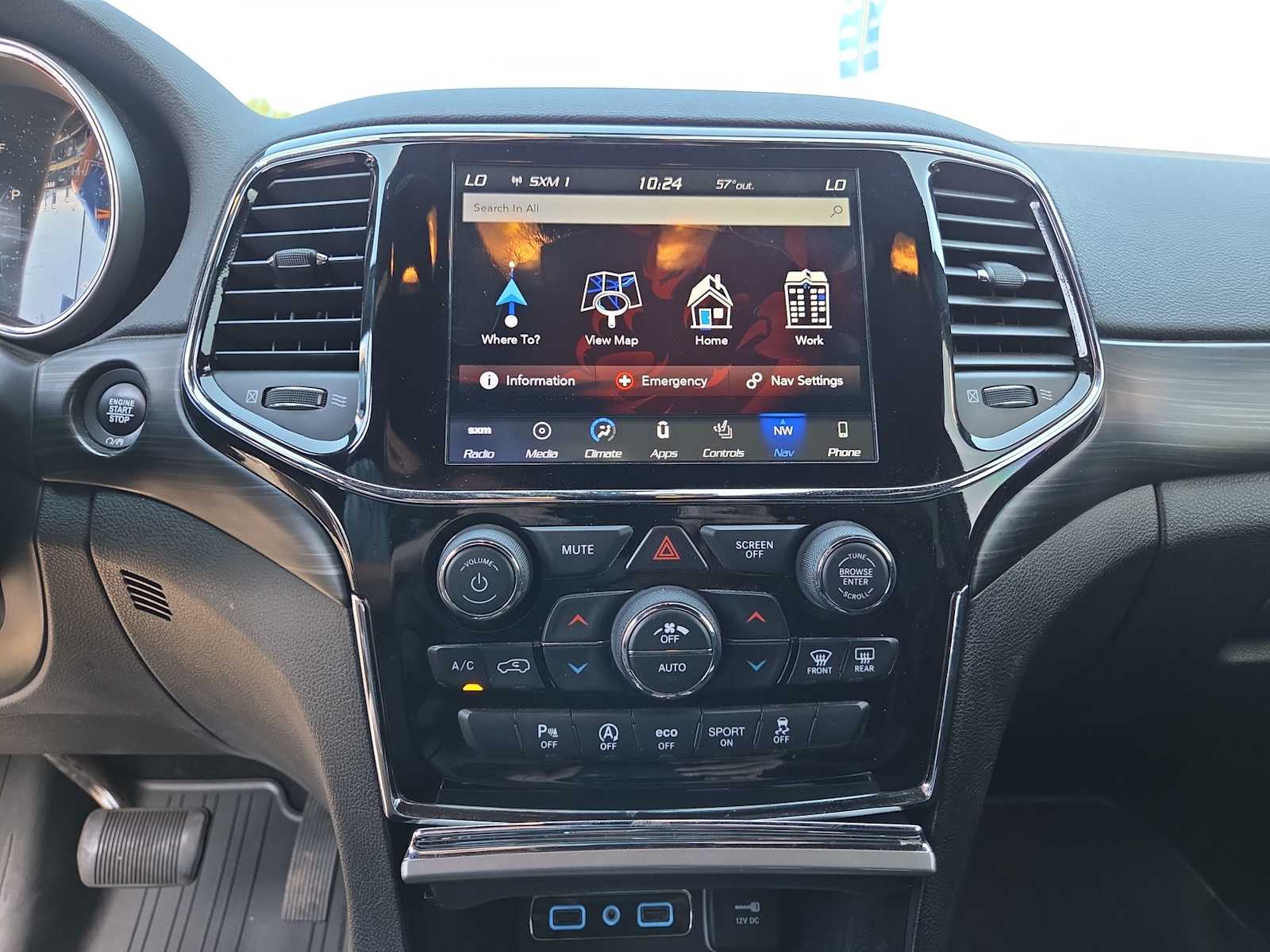 Thumbnail: 2019 Jeep Grand Cherokee - 24