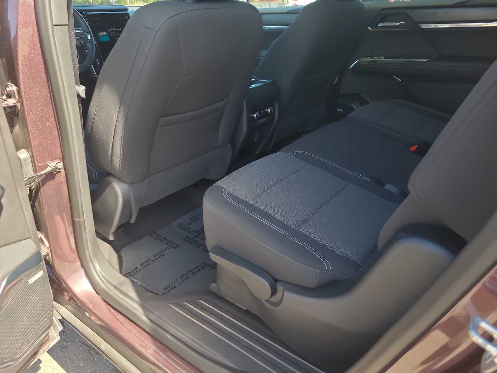 Thumbnail: 2025 GMC Acadia - 20