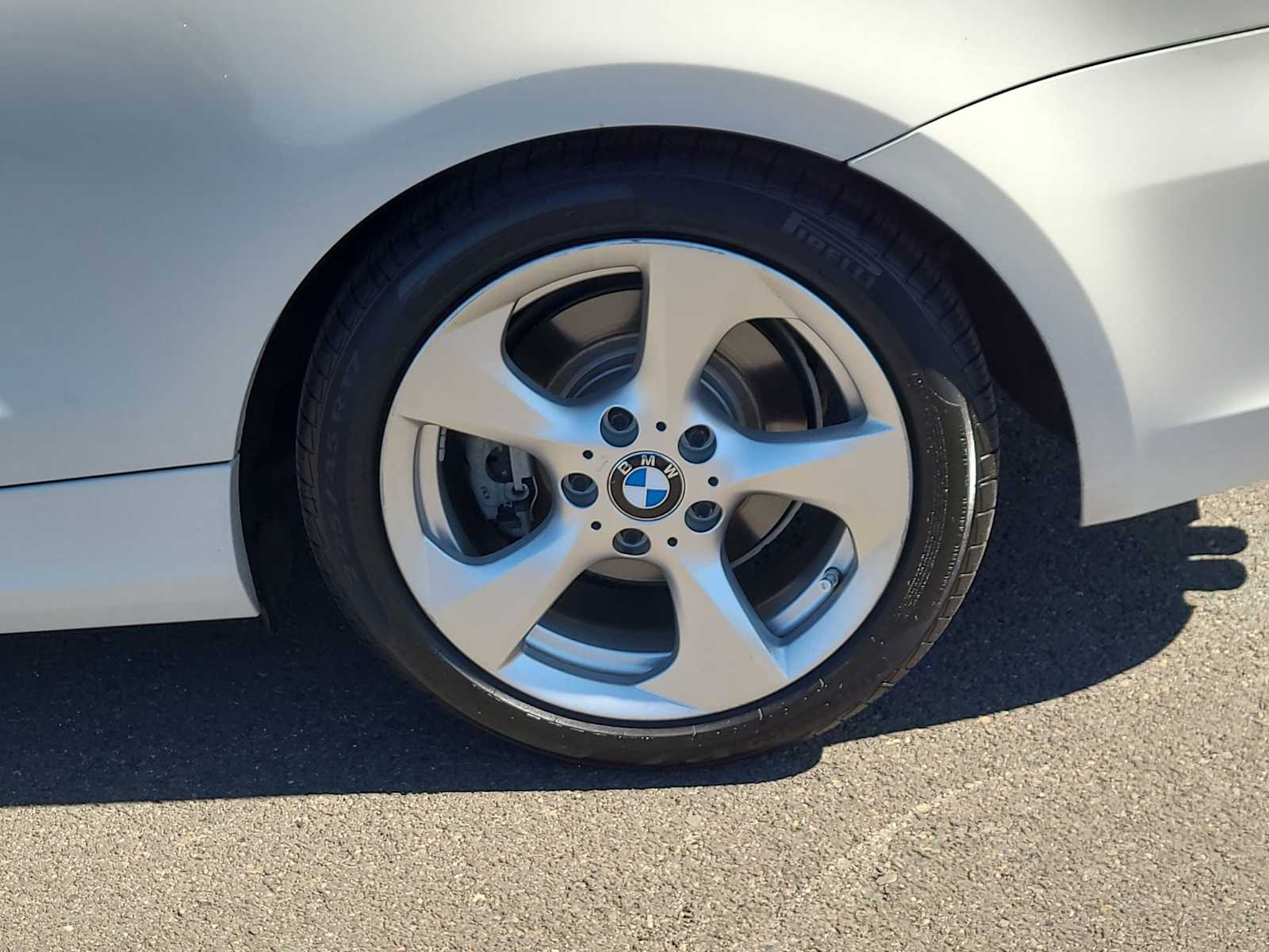 Thumbnail: 2012 BMW 1 Series - 16