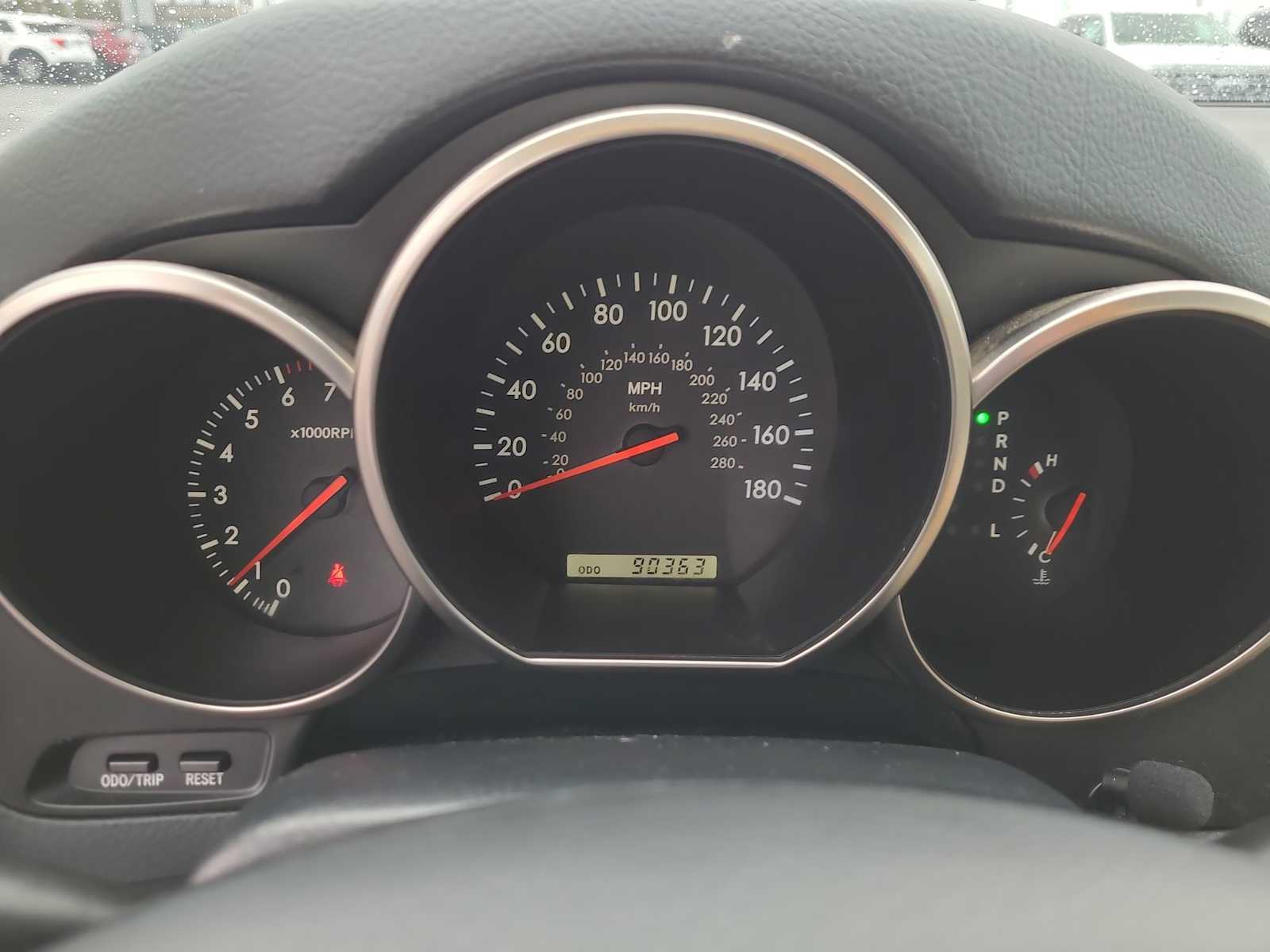 Thumbnail: 2002 Lexus SC - 26