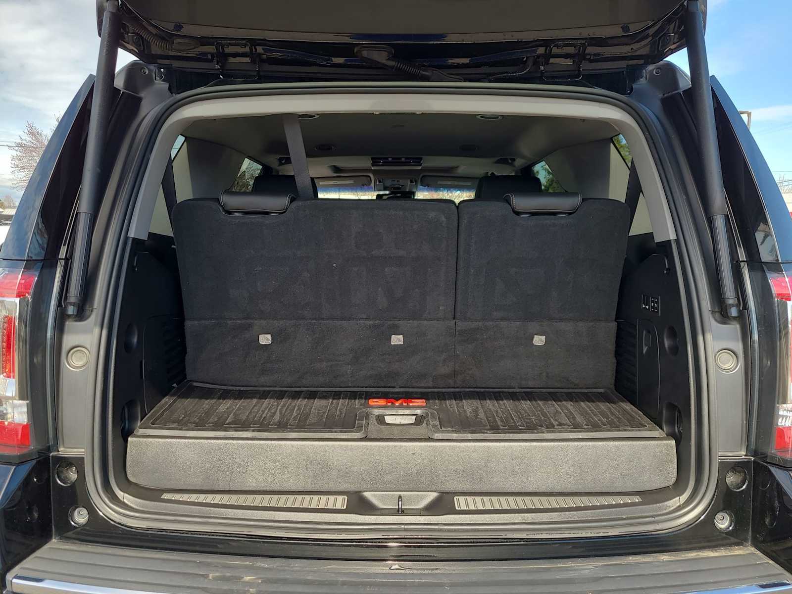 Thumbnail: 2020 GMC Yukon - 27