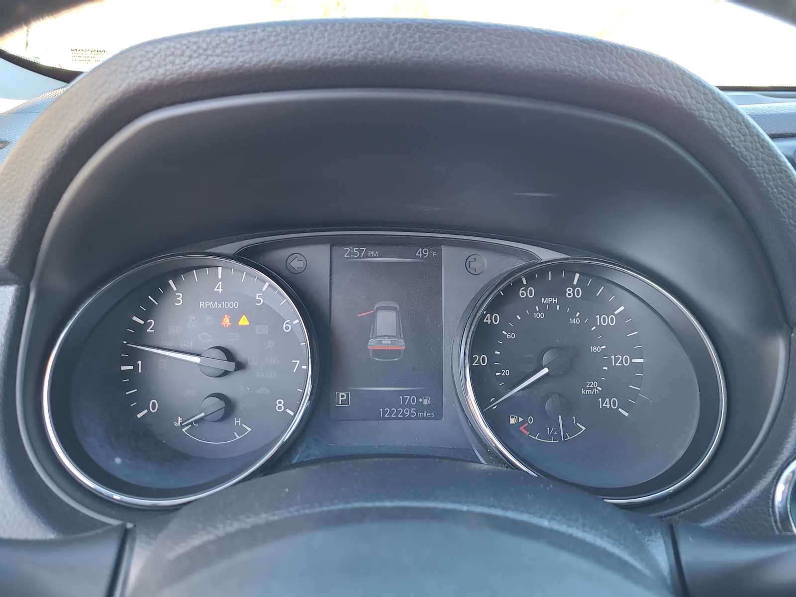 Thumbnail: 2017 Nissan Rogue - 26