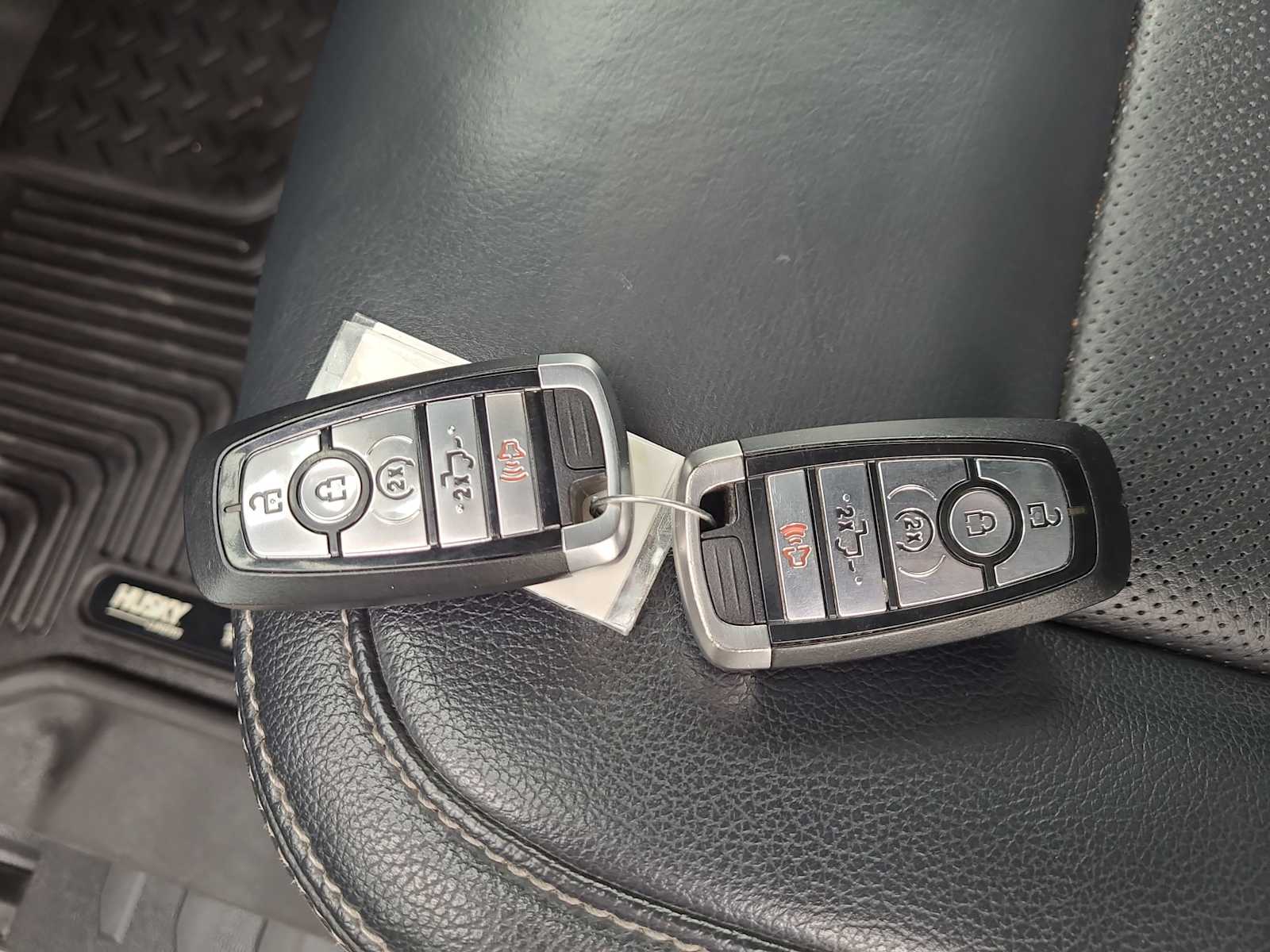 Thumbnail: 2022 Ford F-350 - 28