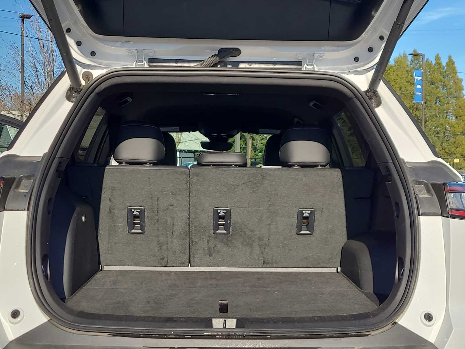 Thumbnail: 2025 Chevrolet Equinox - 27