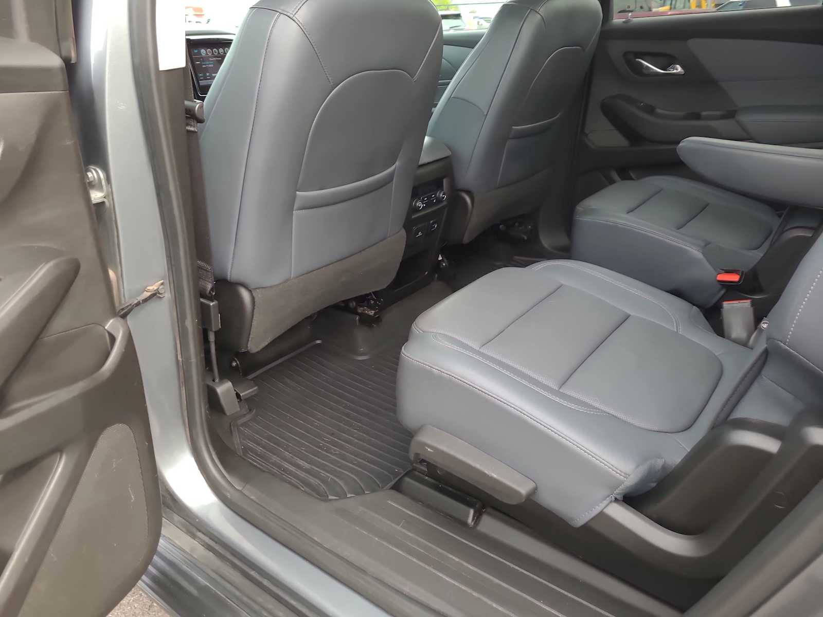 Thumbnail: 2018 Chevrolet Traverse - 20