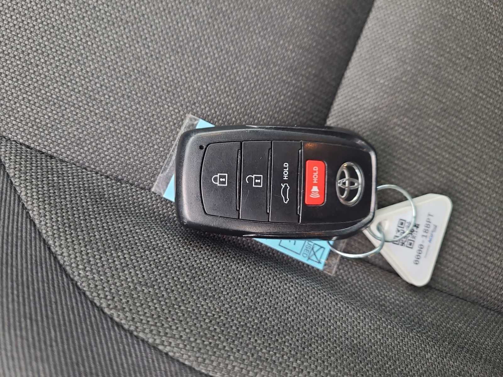 Thumbnail: 2025 Toyota Camry - 28