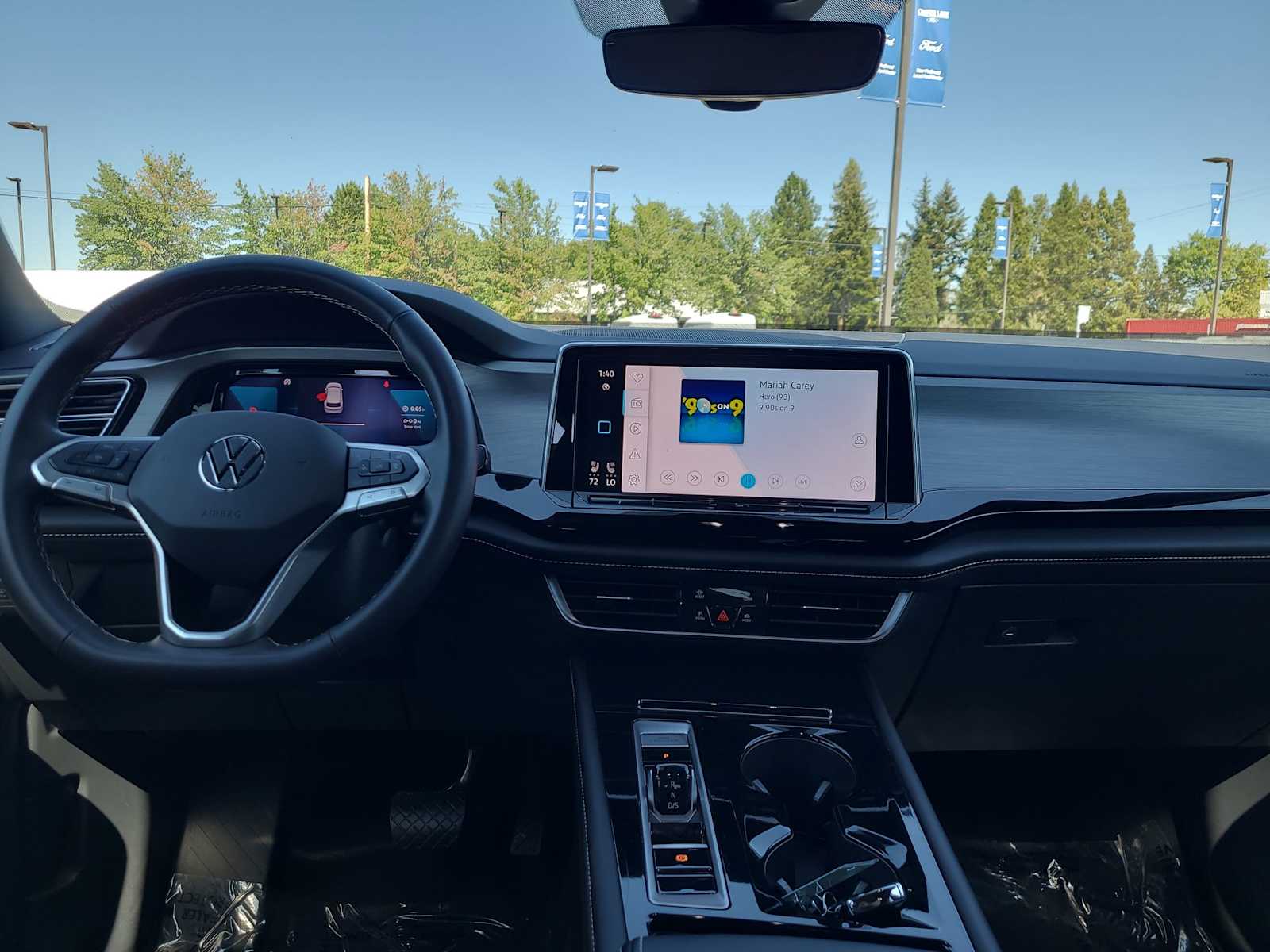 Thumbnail: 2024 Volkswagen Atlas - 18