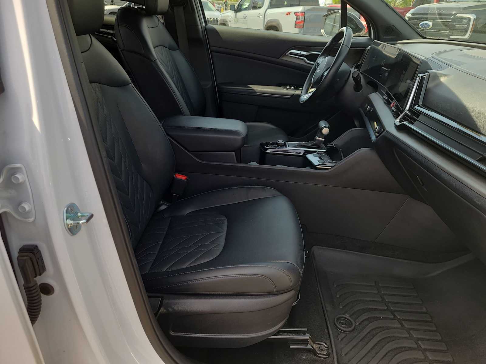 Thumbnail: 2024 Kia Sportage - 22