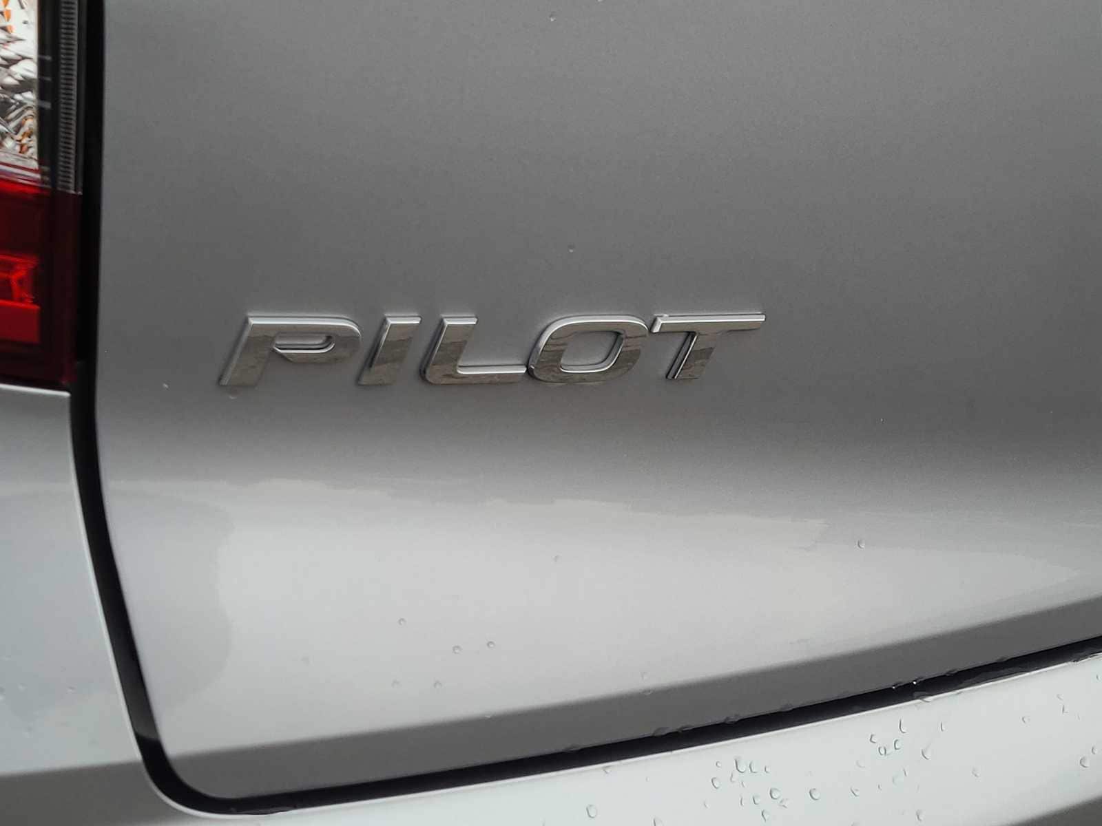 Thumbnail: 2022 Honda Pilot - 15