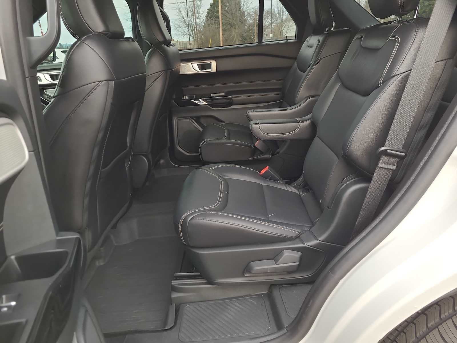 Thumbnail: 2021 Ford Explorer - 21