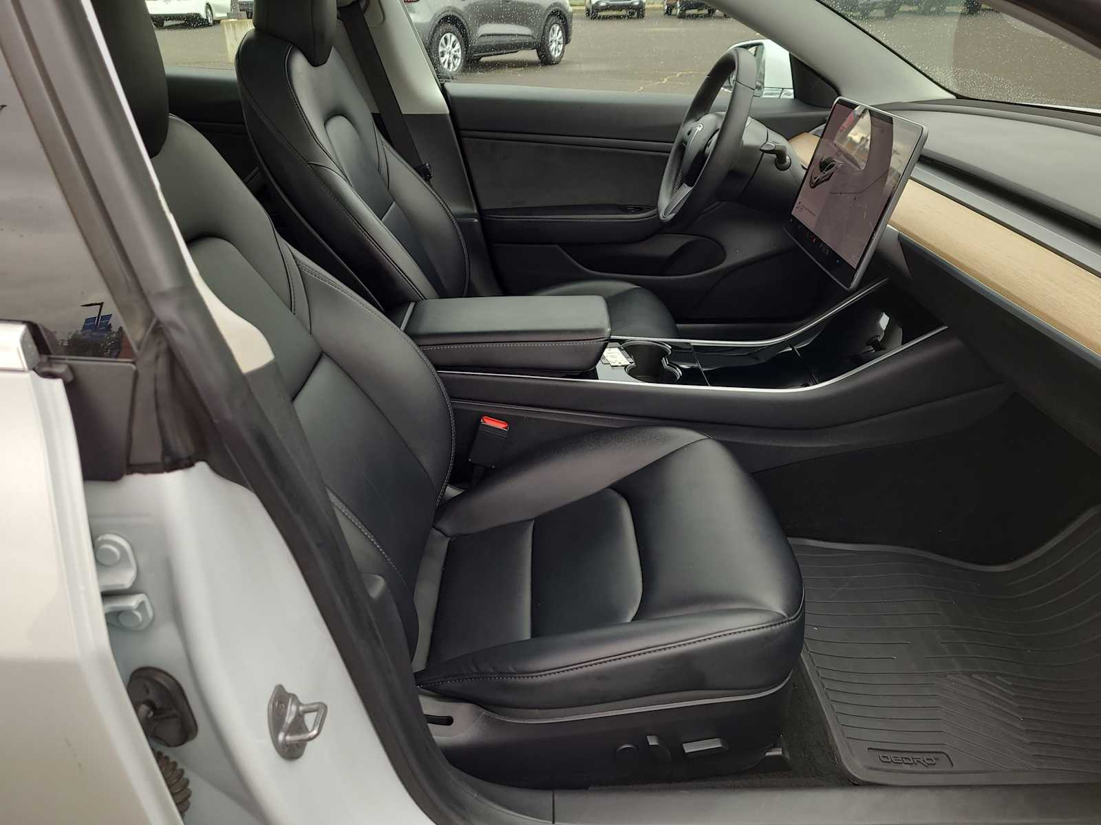 Thumbnail: 2020 Tesla Model 3 - 22