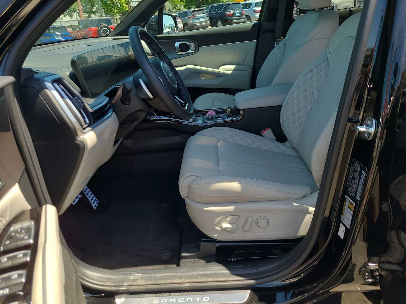 Thumbnail: 2025 Kia Sorento - 19