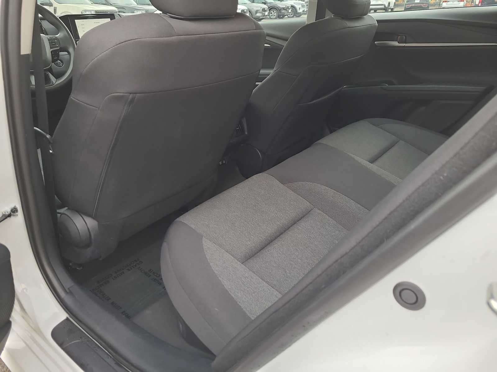 Thumbnail: 2025 Toyota Camry - 20