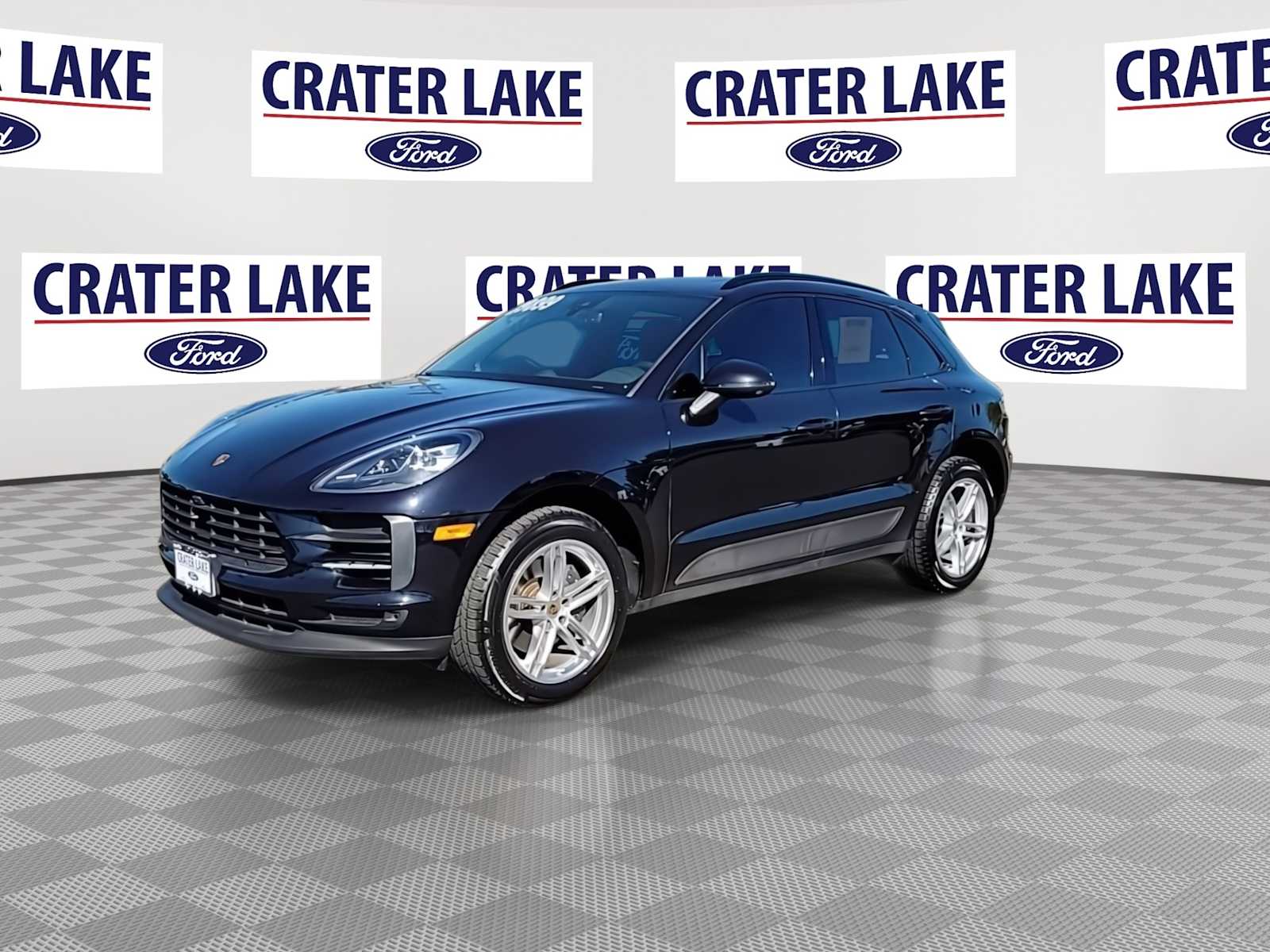 Thumbnail: 2021 Porsche Macan - 4