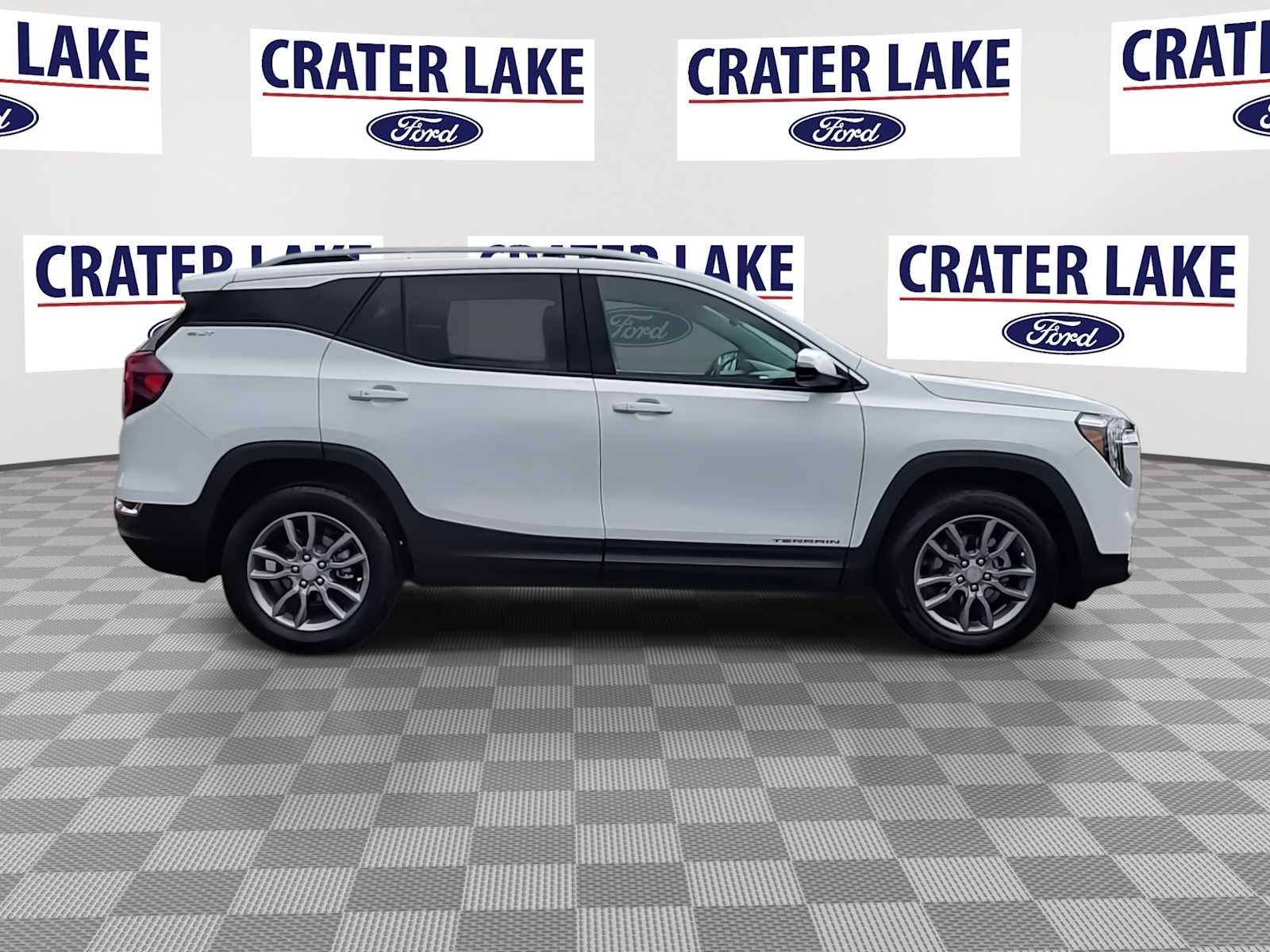 Thumbnail: 2024 GMC Terrain - 9