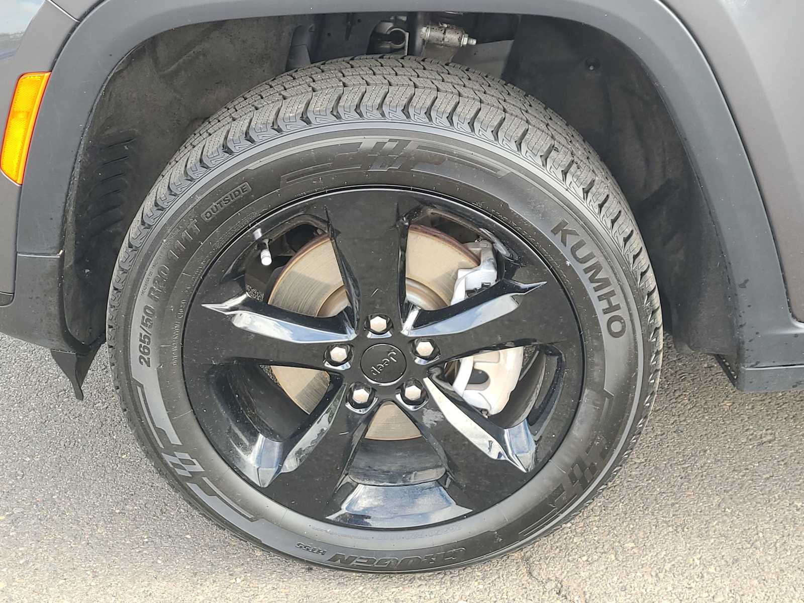 Thumbnail: 2023 Jeep Grand Cherokee - 16