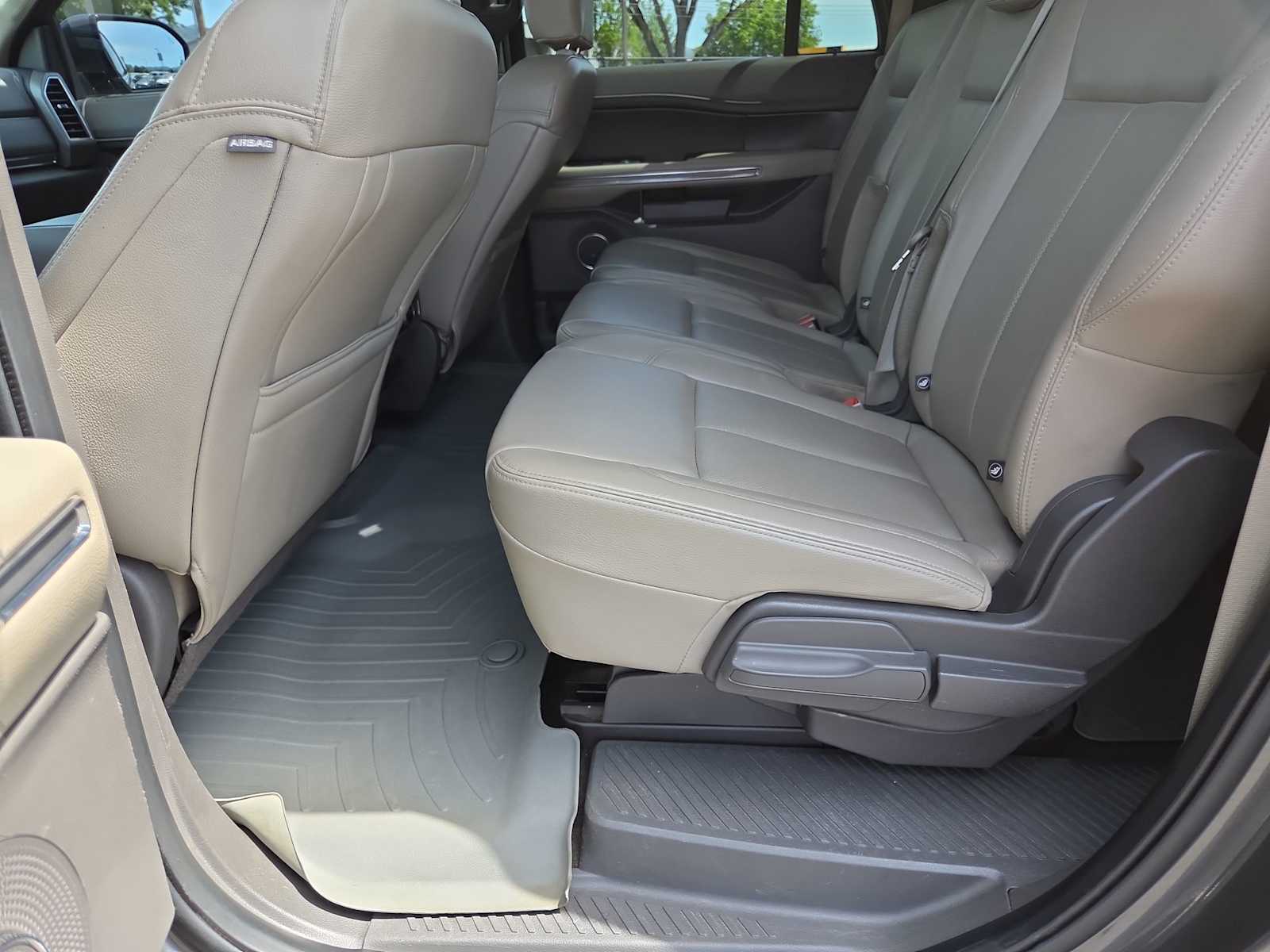 Thumbnail: 2019 Ford Expedition MAX - 21