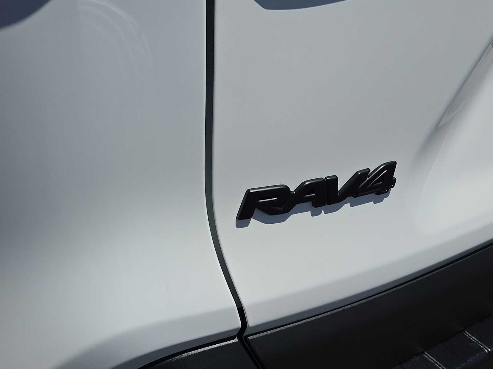 Thumbnail: 2025 Toyota RAV4 - 15