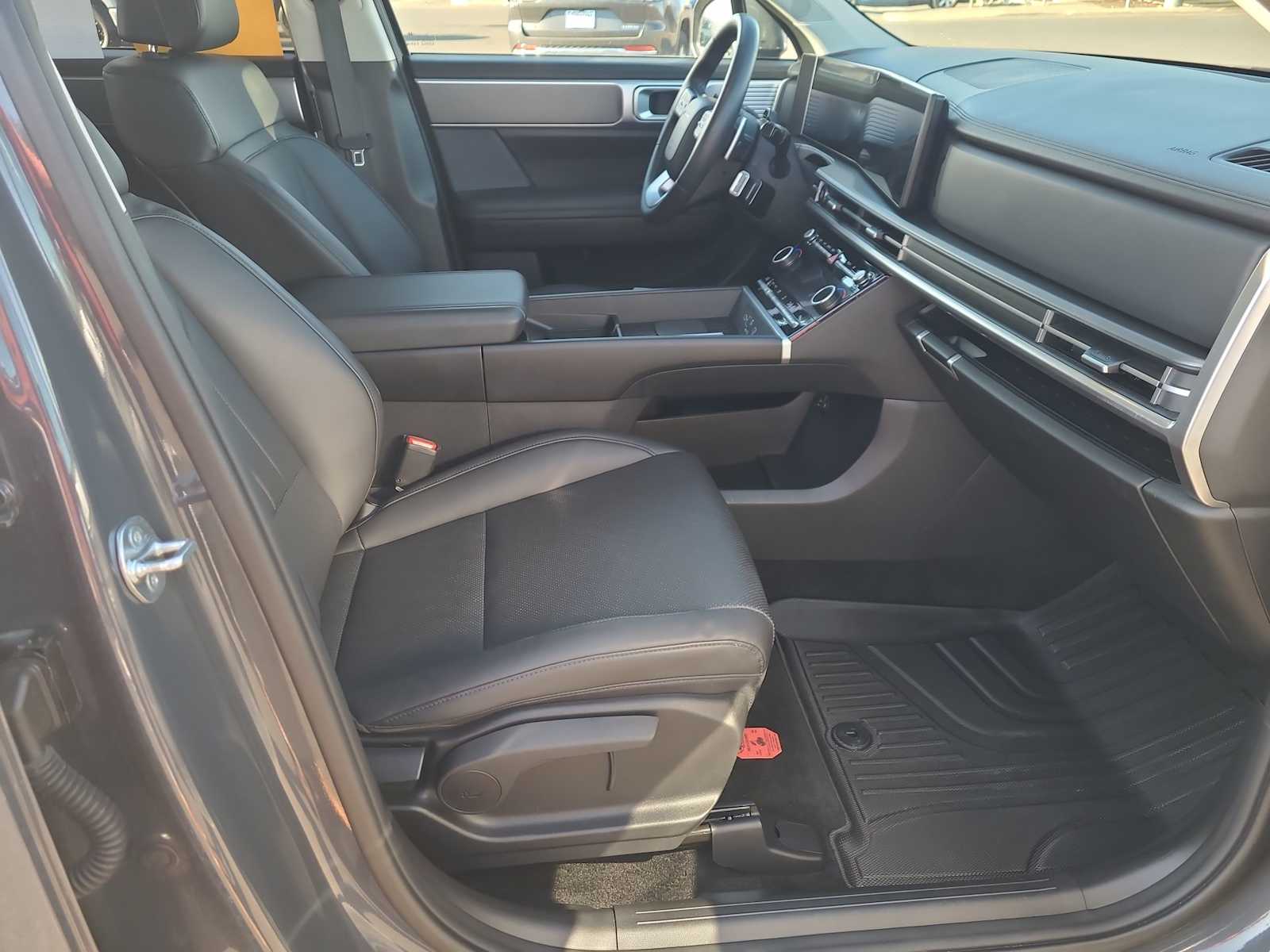 Thumbnail: 2025 Hyundai Santa Fe - 22