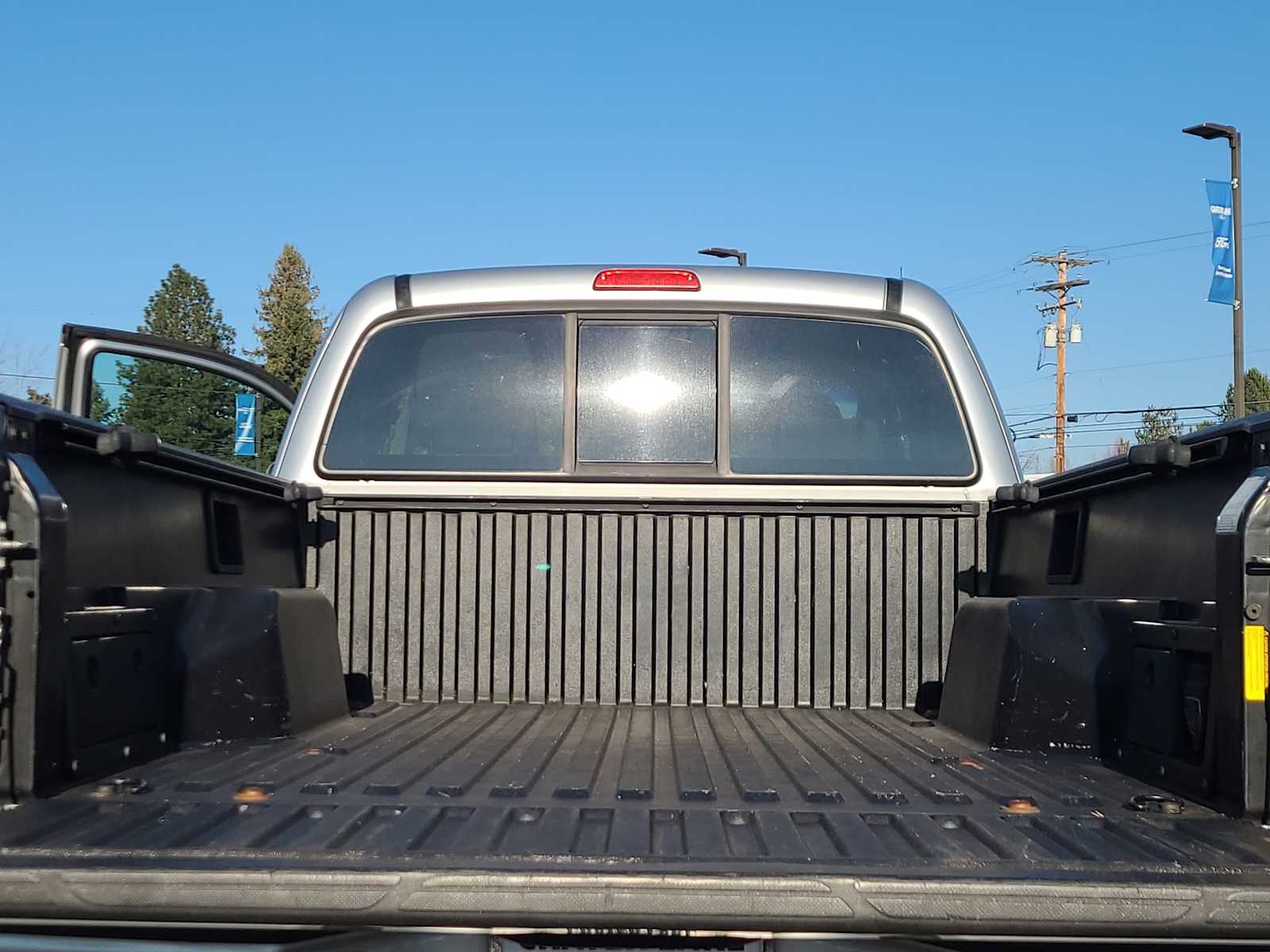 Thumbnail: 2011 Toyota Tacoma - 27