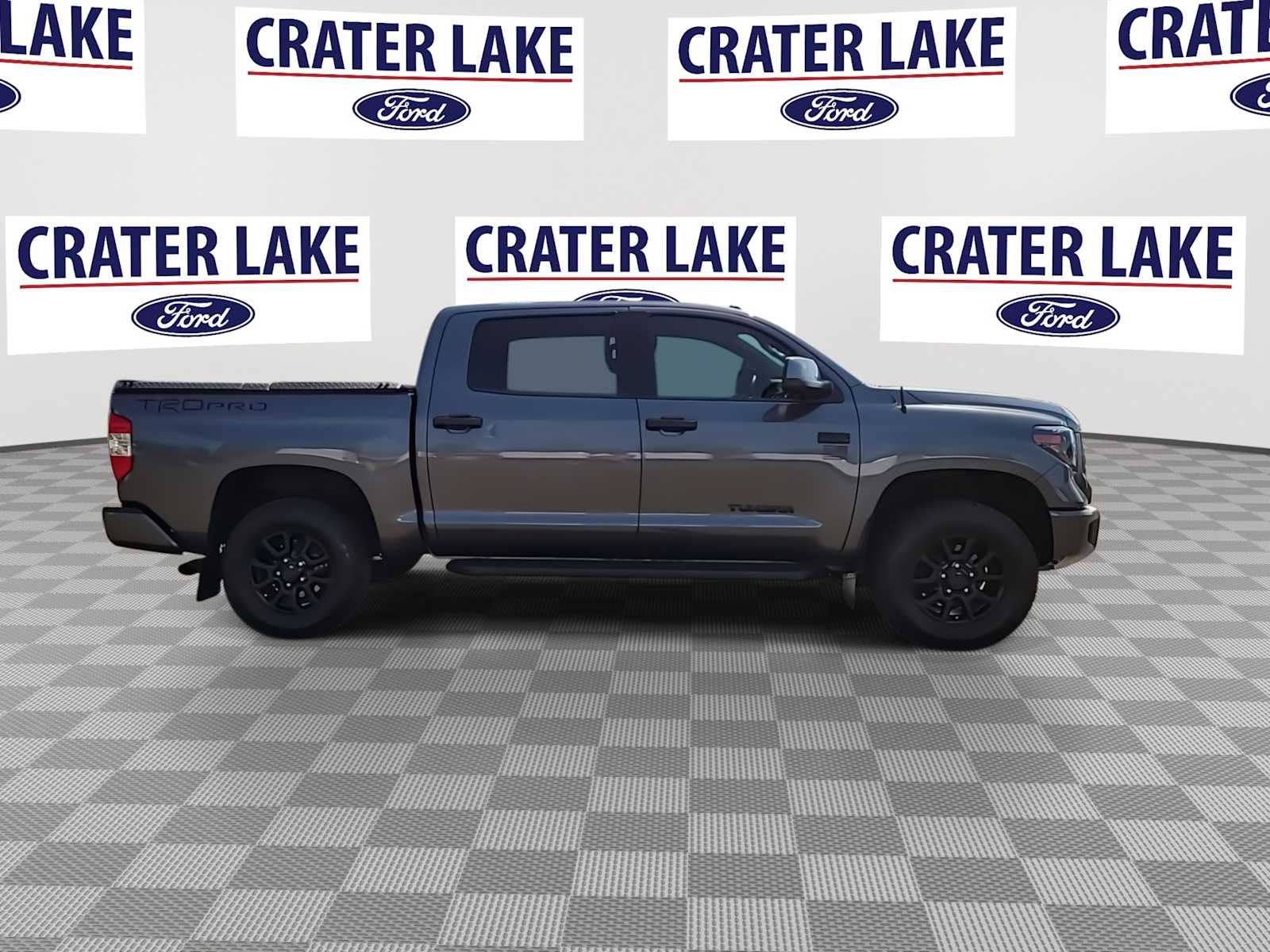 Thumbnail: 2016 Toyota Tundra - 9