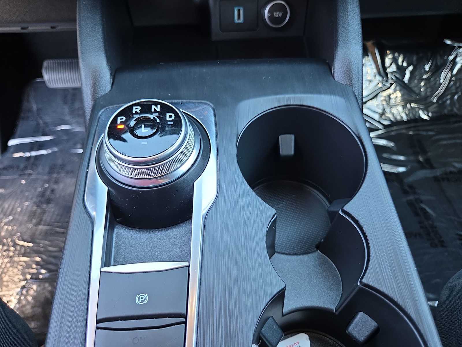 Thumbnail: 2020 Ford Escape - 25