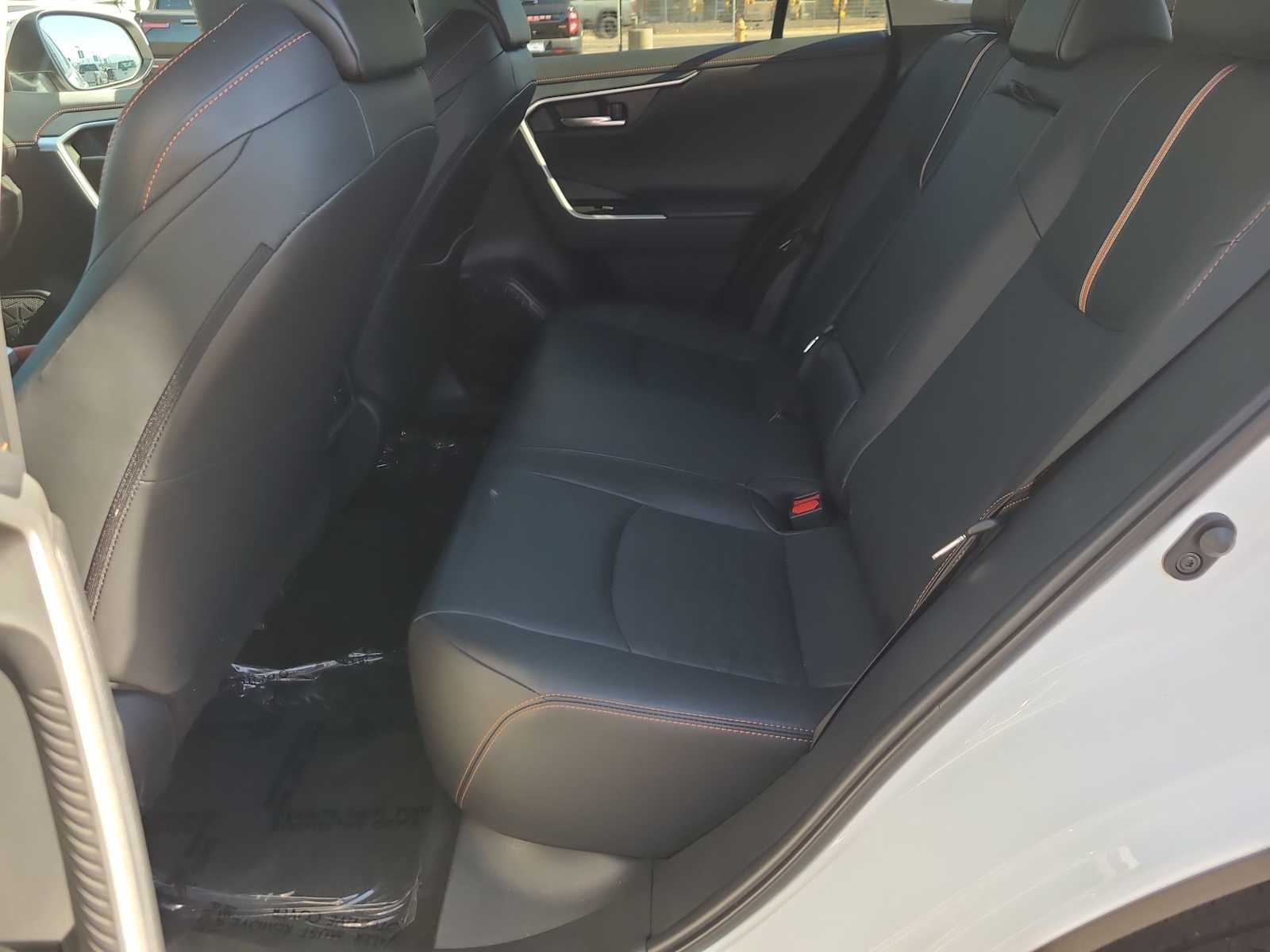 Thumbnail: 2024 Toyota RAV4 - 21