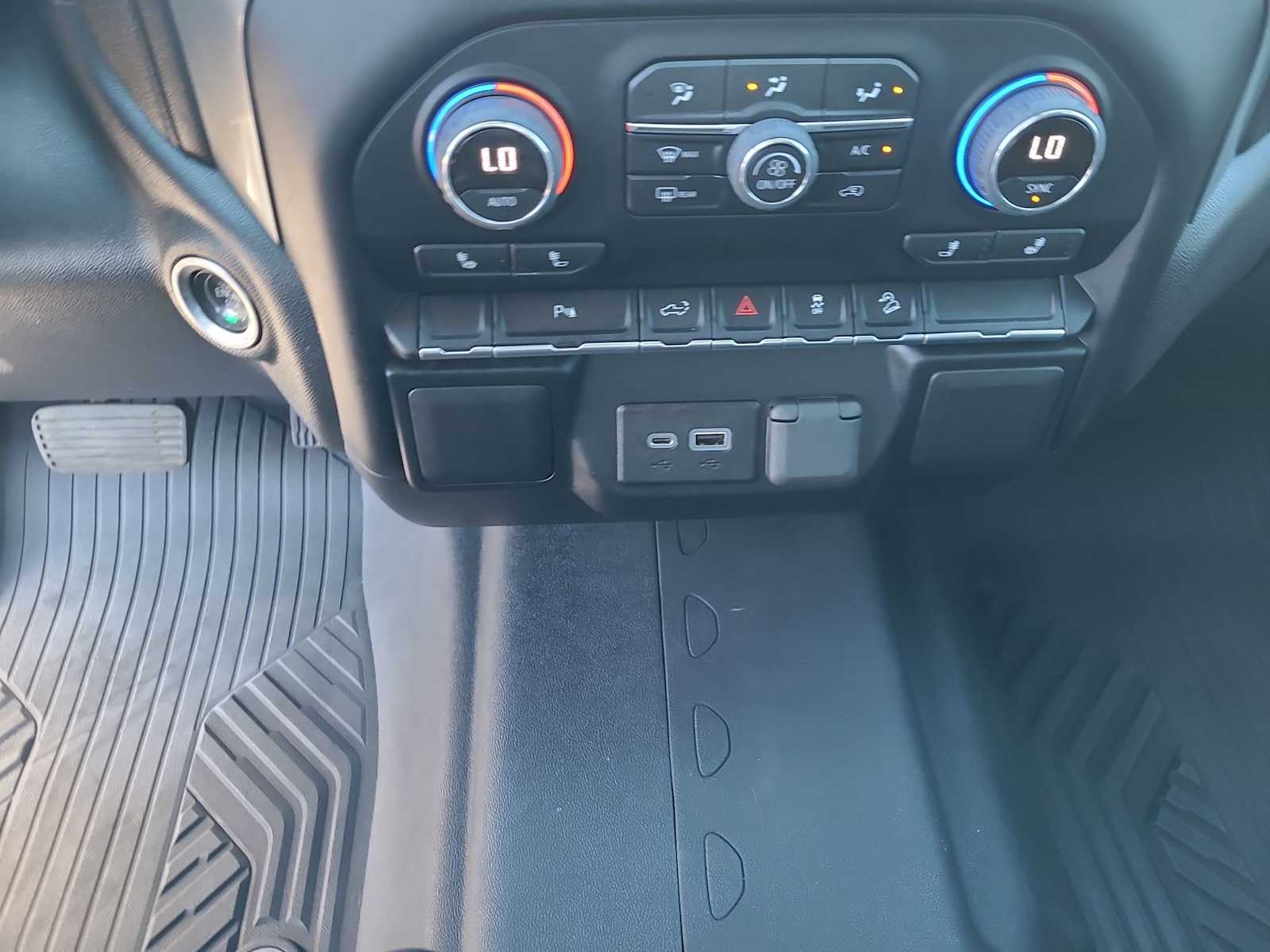 Thumbnail: 2022 Chevrolet Silverado 1500 - 25