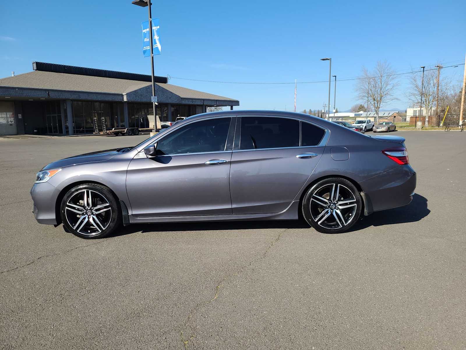 Thumbnail: 2016 Honda Accord - 11