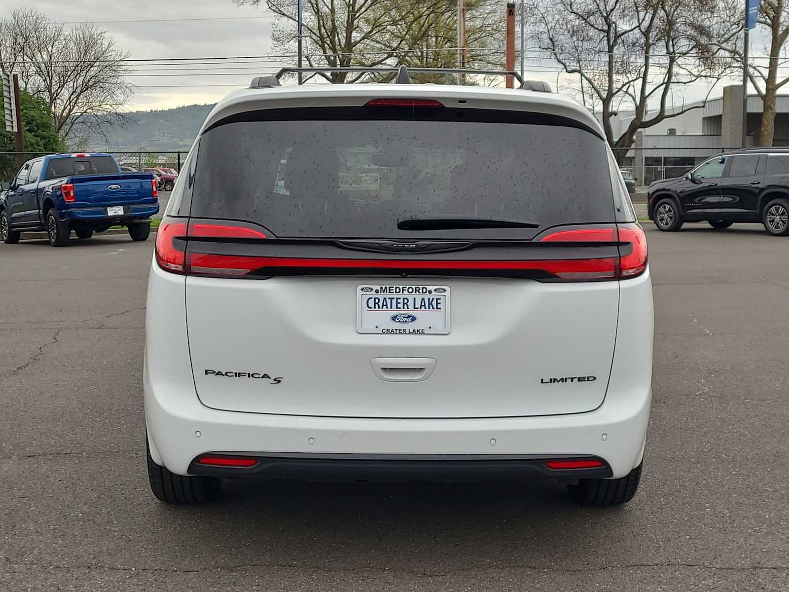 Thumbnail: 2025 Chrysler Pacifica - 13