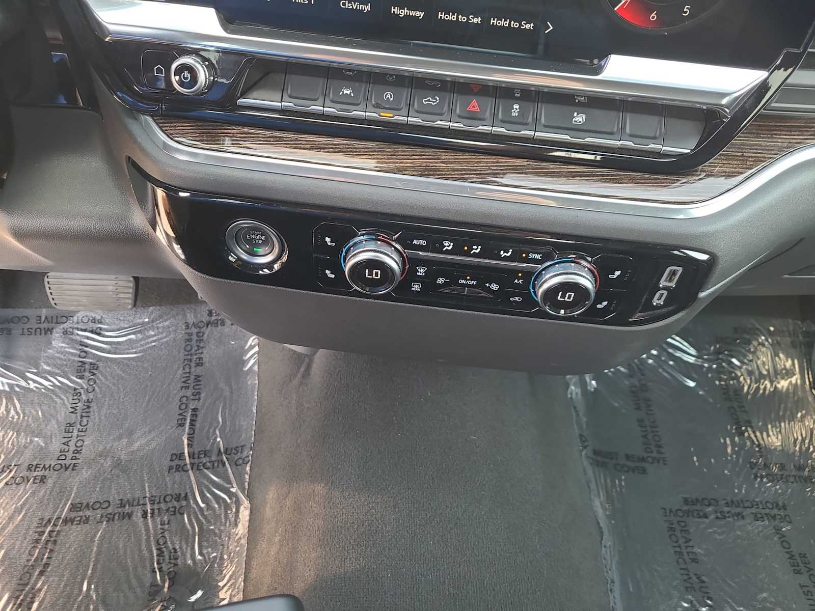 Thumbnail: 2024 GMC Sierra 1500 - 25