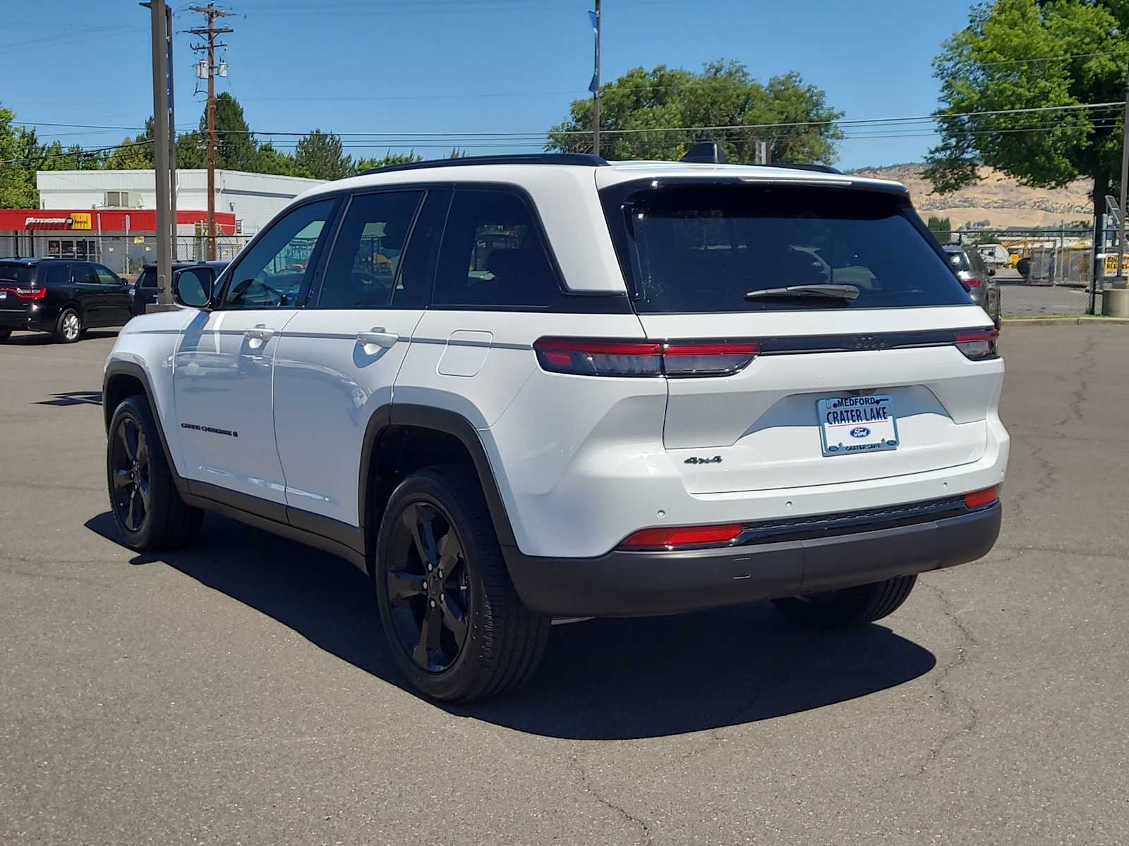 Thumbnail: 2025 Jeep Grand Cherokee - 12
