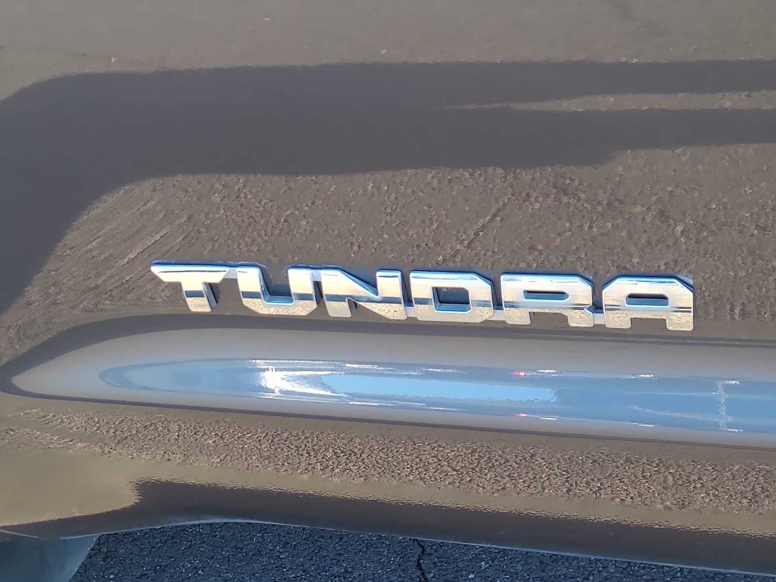 Thumbnail: 2020 Toyota Tundra - 15