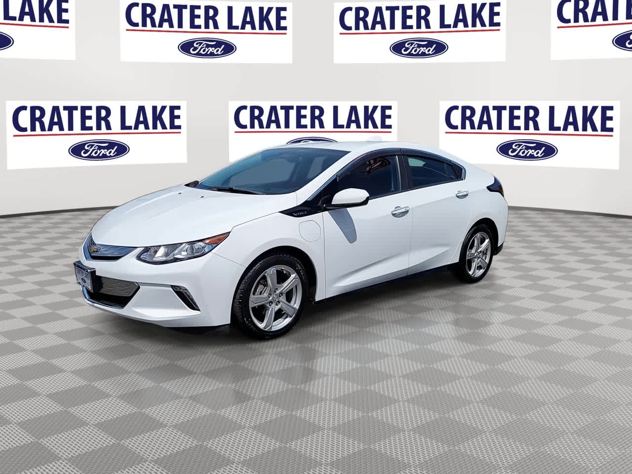 Thumbnail: 2019 Chevrolet Volt - 4