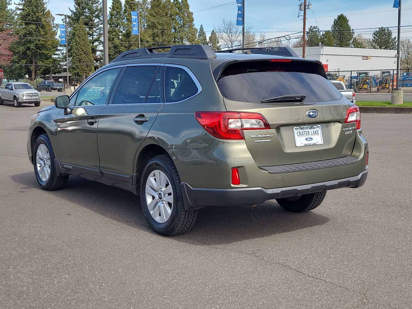 Thumbnail: 2015 Subaru Outback - 12