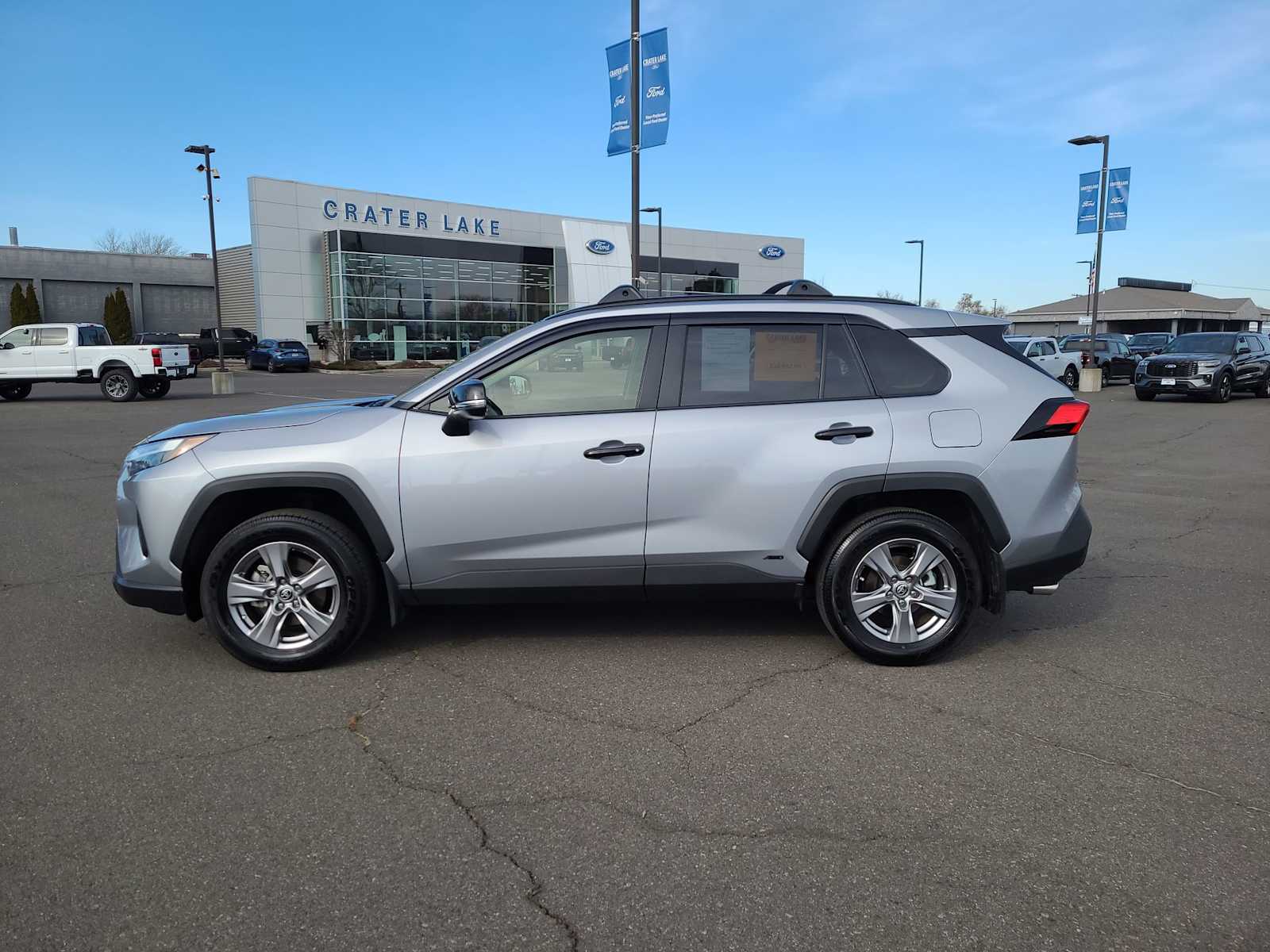 Thumbnail: 2025 Toyota RAV4 - 11