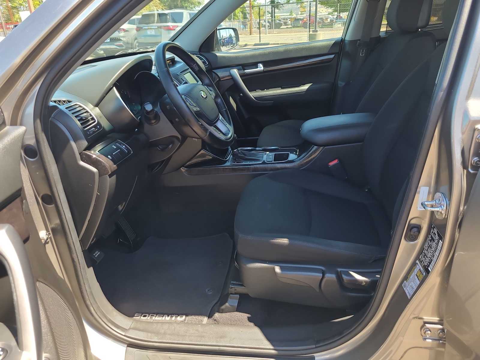 Thumbnail: 2014 Kia Sorento - 19