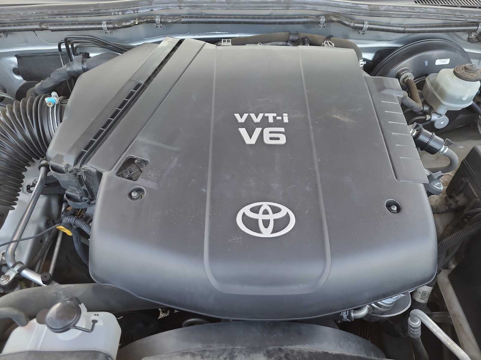 Thumbnail: 2011 Toyota Tacoma - 17