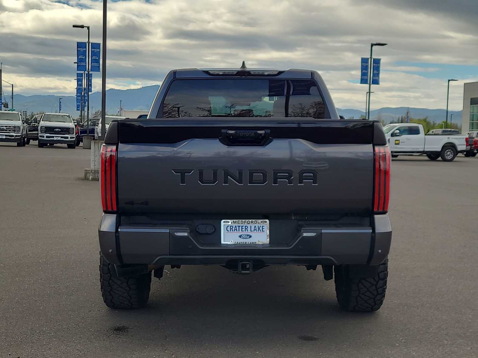 Thumbnail: 2025 Toyota Tundra - 13