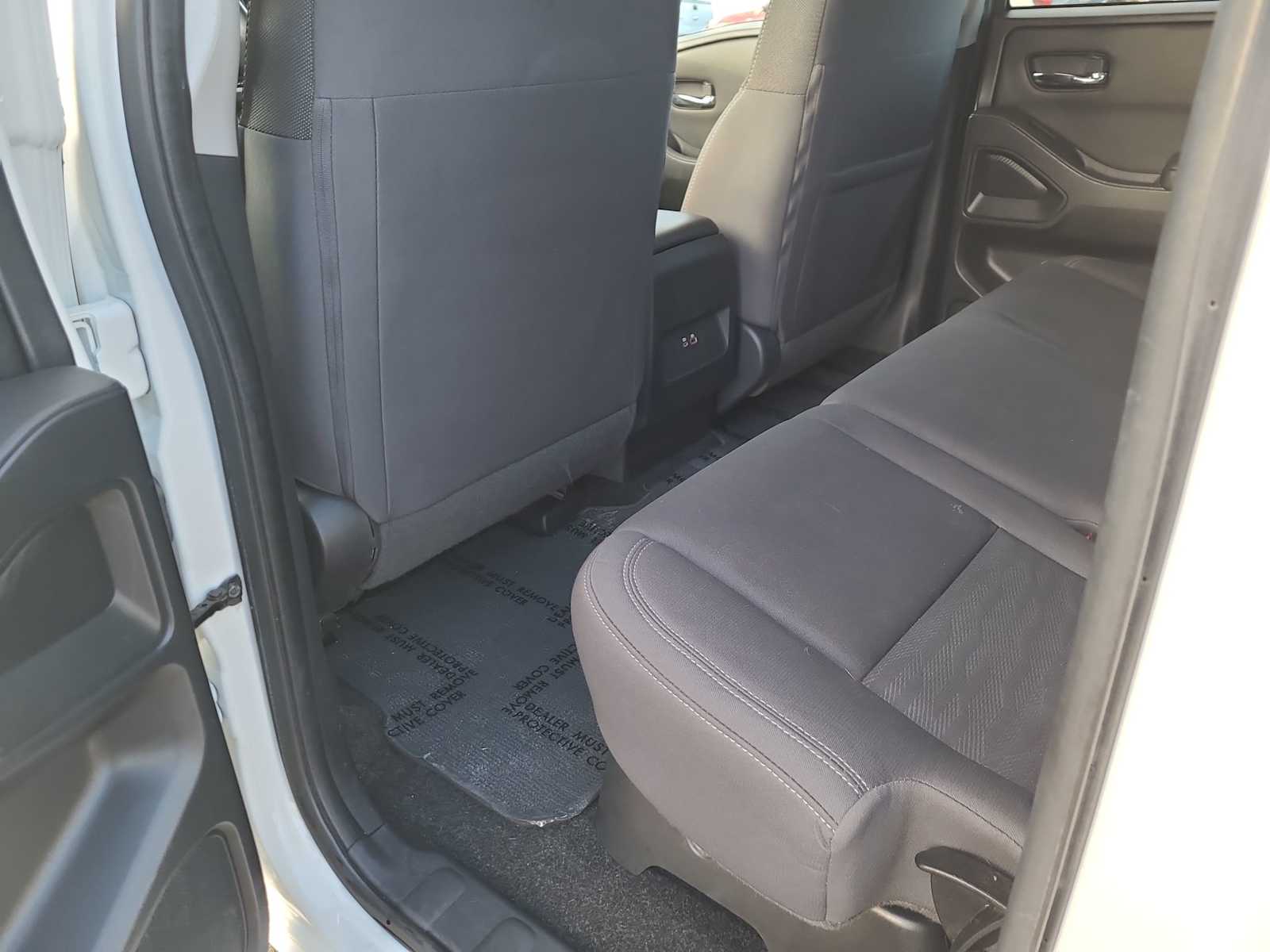 Thumbnail: 2023 Nissan Frontier - 20