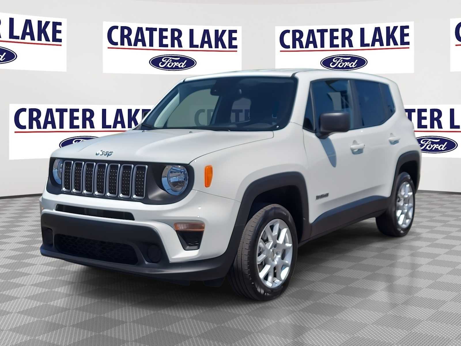 2023 Jeep Renegade Latitude Hero Image