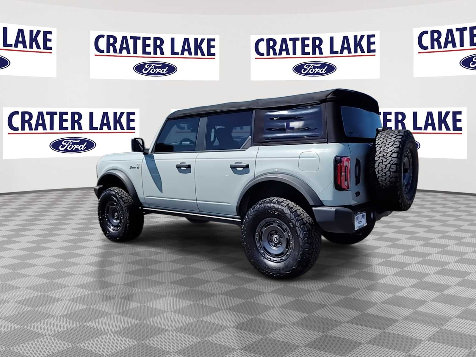 Thumbnail: 2022 Ford Bronco - 6