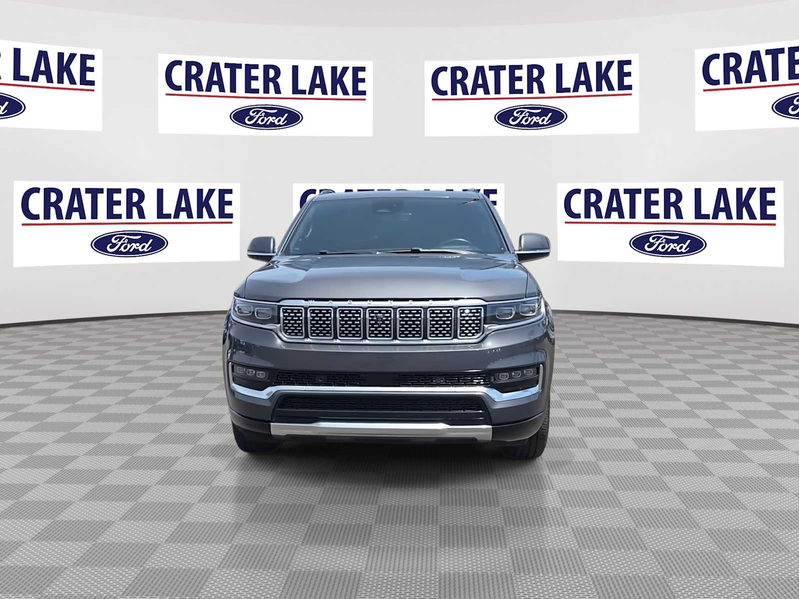 Thumbnail: 2022 Jeep Grand Wagoneer - 3