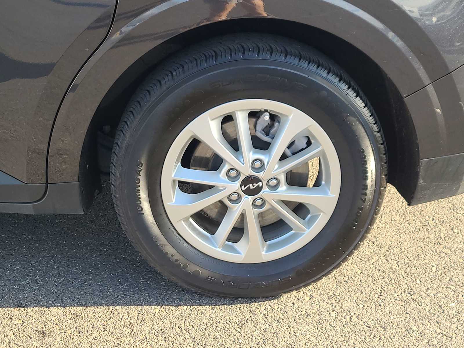 Thumbnail: 2024 Kia Carnival - 16