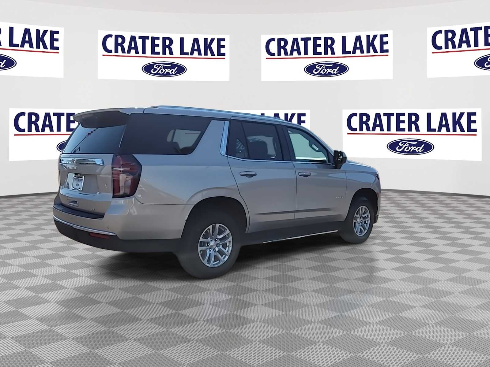 Thumbnail: 2024 Chevrolet Tahoe - 8