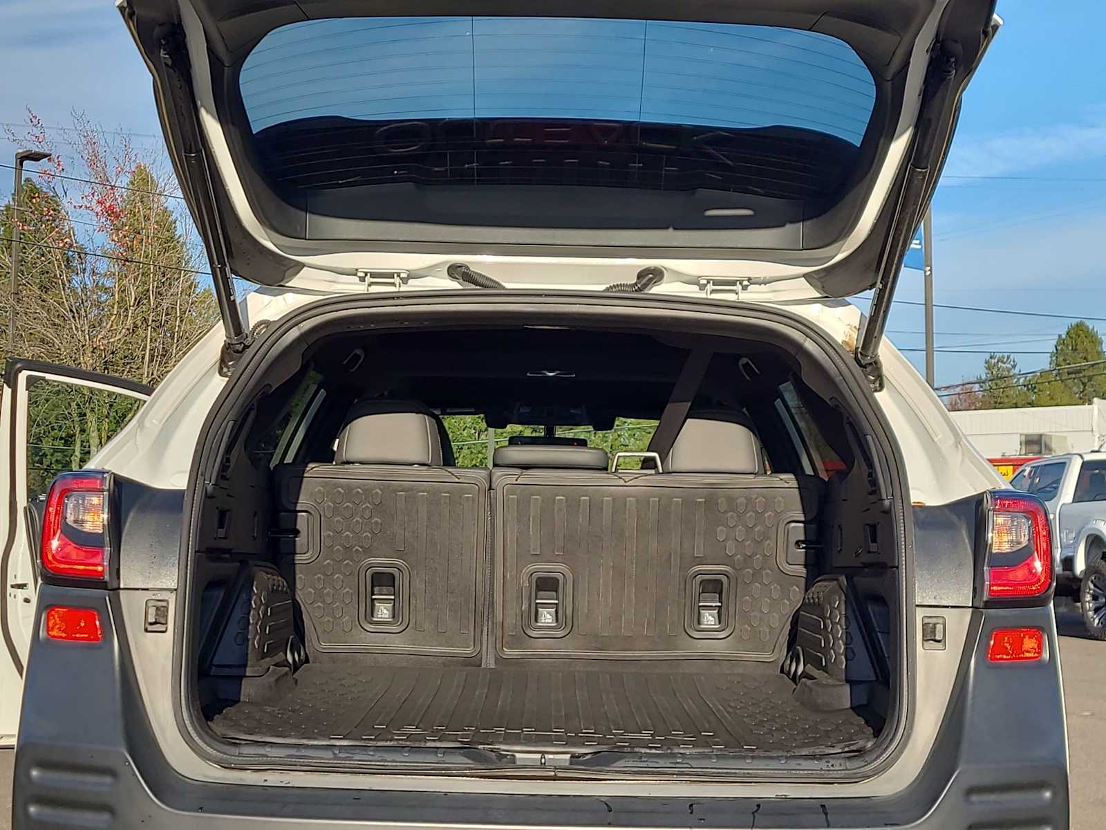 Thumbnail: 2022 Subaru Outback - 27