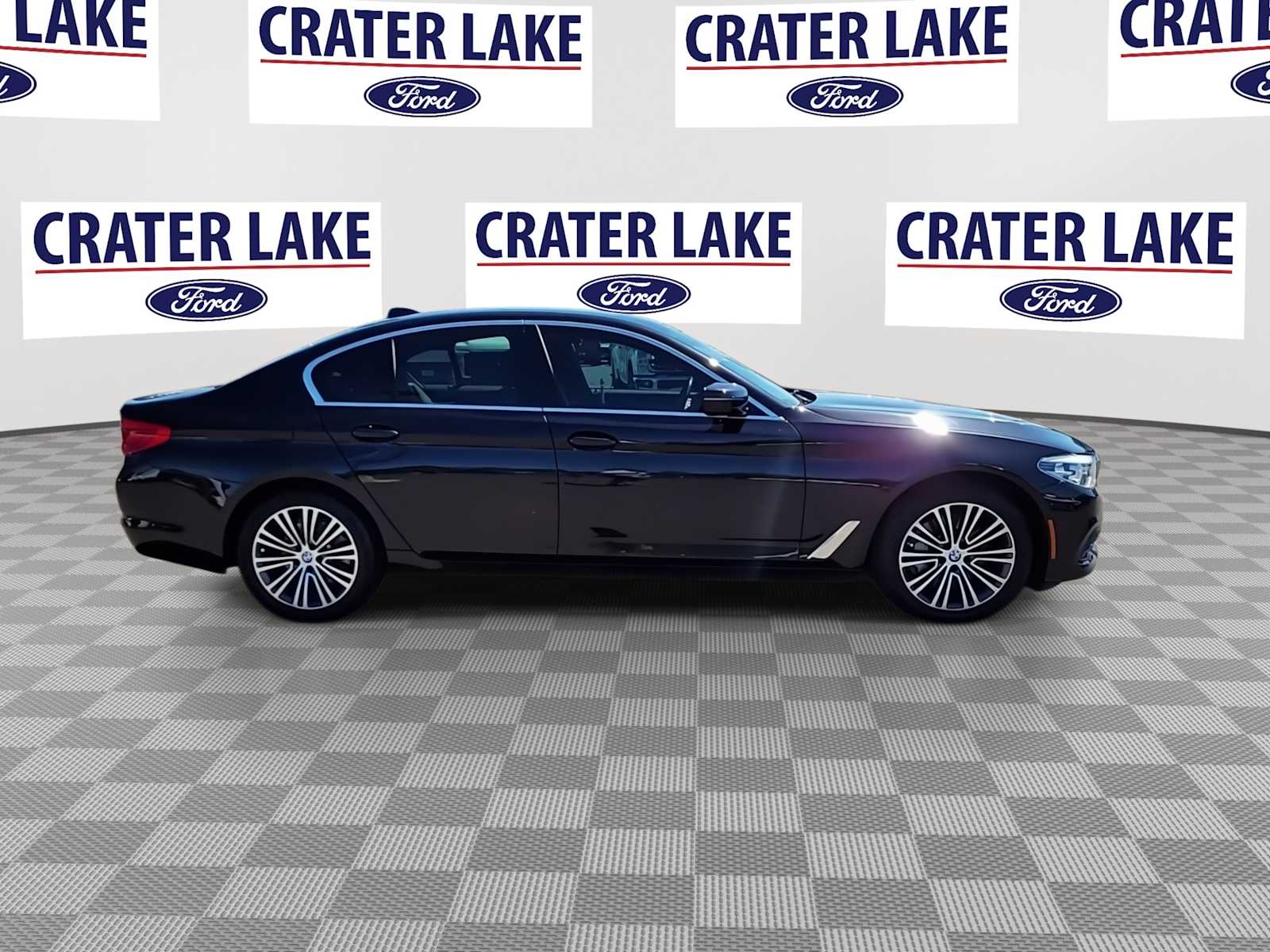 Thumbnail: 2019 BMW 5 Series - 9