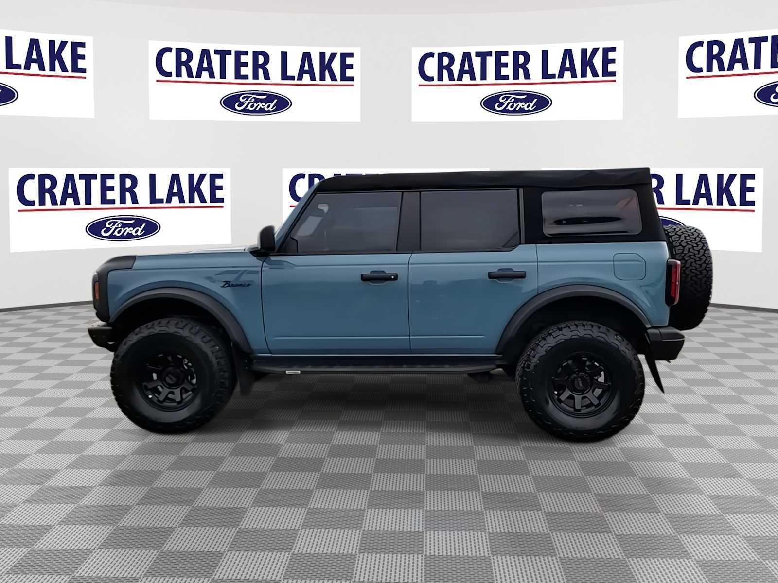 Thumbnail: 2022 Ford Bronco - 5